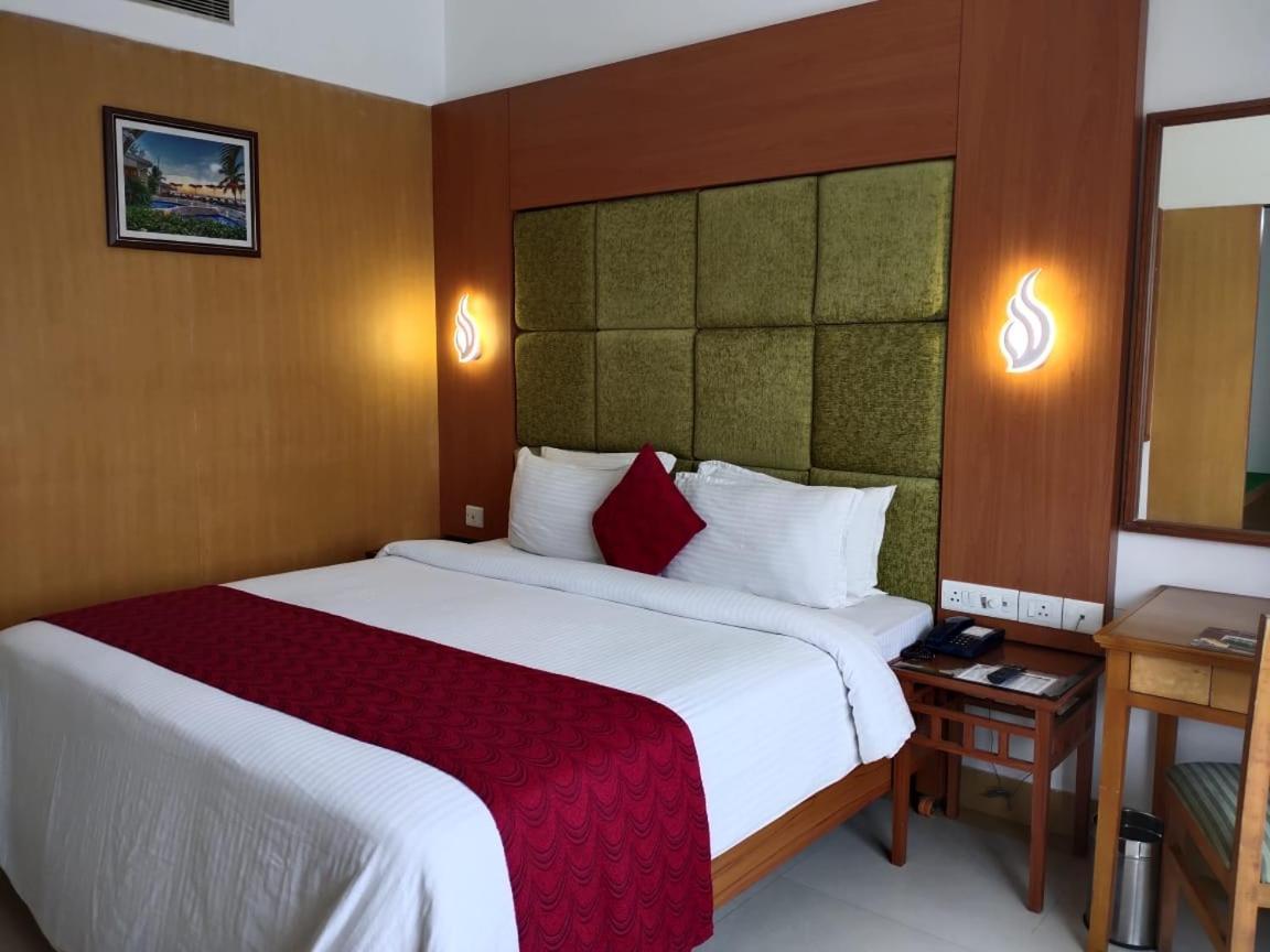Hotel Western Gatz Theni Exteriér fotografie