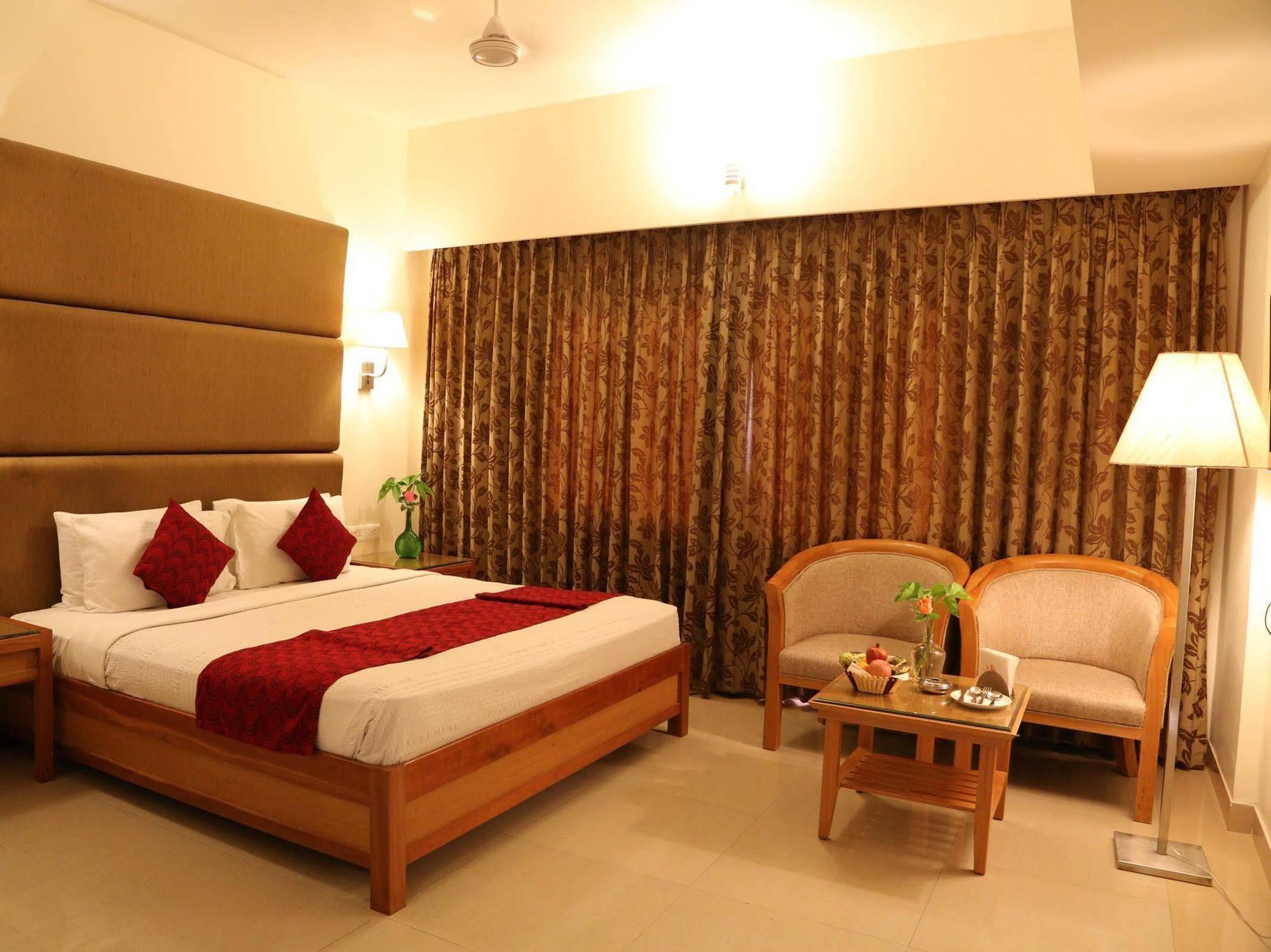 Hotel Western Gatz Theni Exteriér fotografie